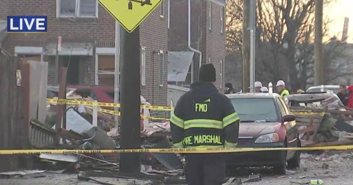 explosion-causes-rowhomes-to-collapse-in-port-richmond-cbs-philadelphia
