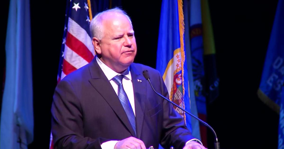 Gov. Tim Walz Sworn In For Second Term - CBS Minnesota