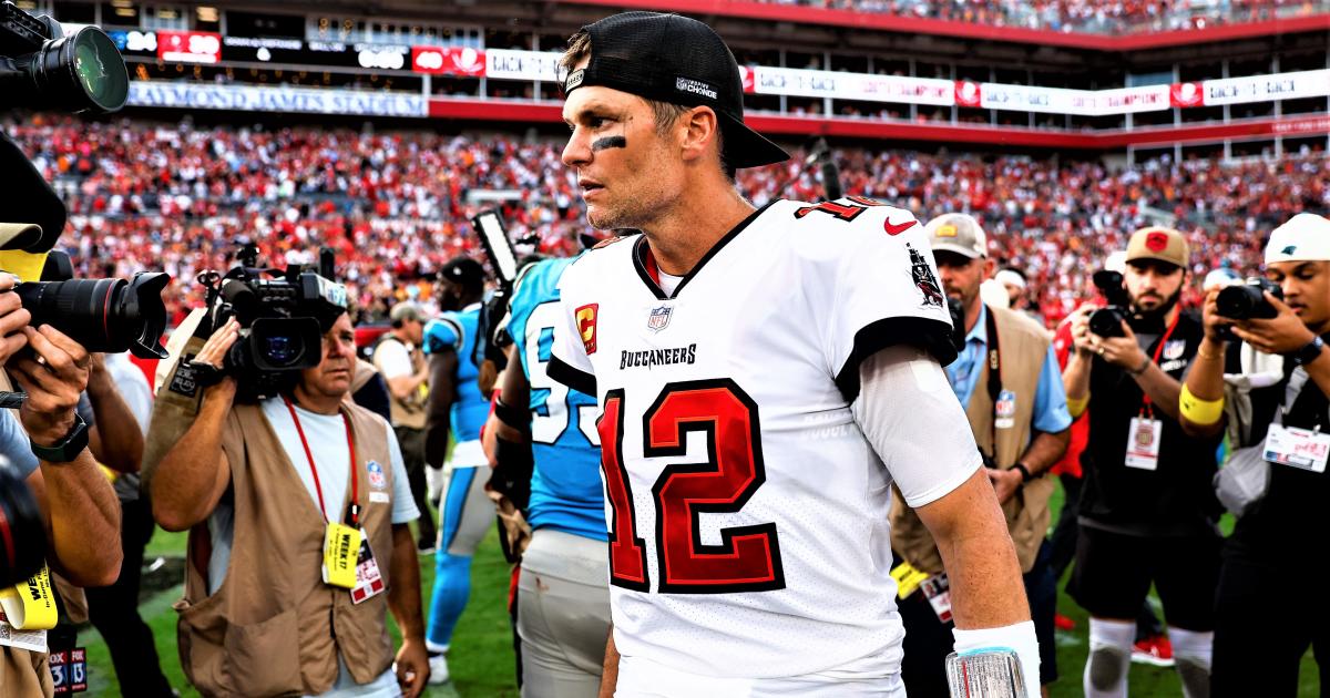 Tom Brady's Tampa Bay Buccaneers Suffer Blowout Loss to Panthers