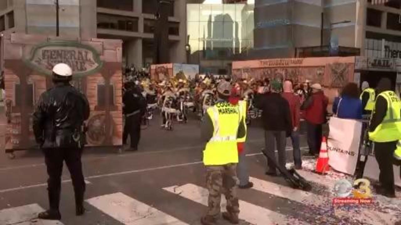 Thousands fill streets for 123rd Mummers Parade