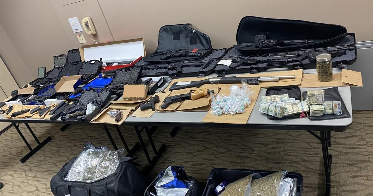 Over 30 guns seized as a result of a Minneapolis traffic stop - CBS ...
