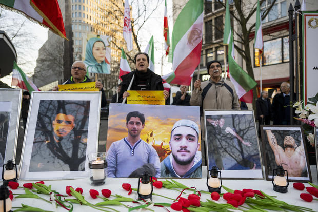 Memorial ceremony for executed Iranians 