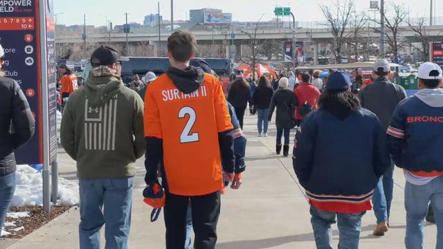 broncos-fans-last-game-5pkg-frame-3214.jpg 