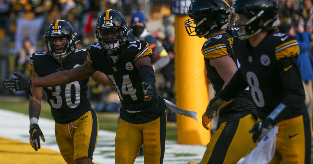 PHOTOS: Steelers miss postseason, but beat Browns and finish season with  9-8 record