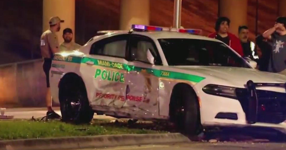 Two Miami-Dade police officers injured in crash on Quail Roost Drive