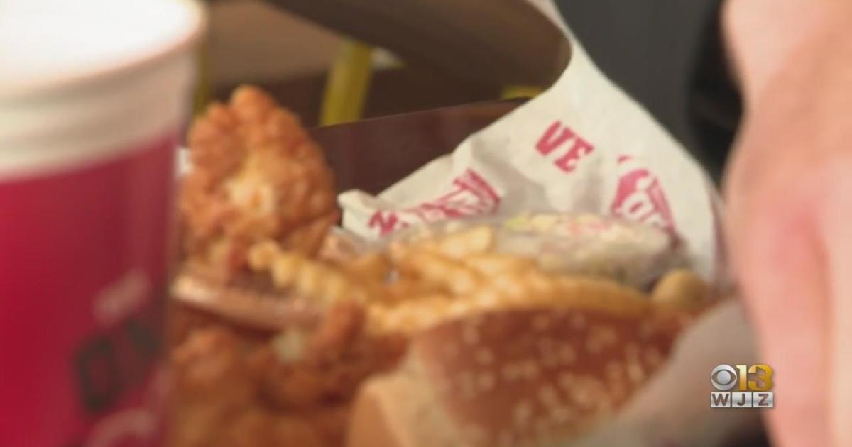 ‘This is all we eat’: Customers excited about first Raising Canes in Maryland, opens in Towson