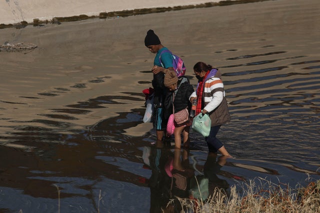 MEXICO-US-MIGRATION-TITLE 42