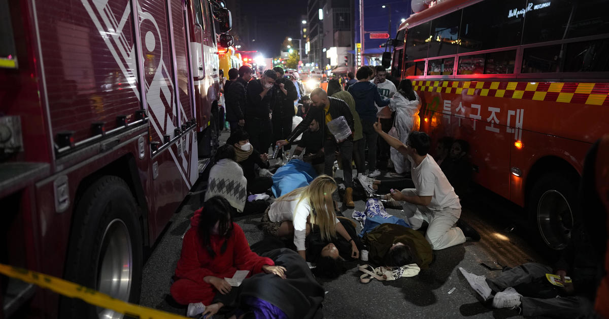 Manslaughter charges sought over Halloween crowd crush that killed almost 160 in Seoul