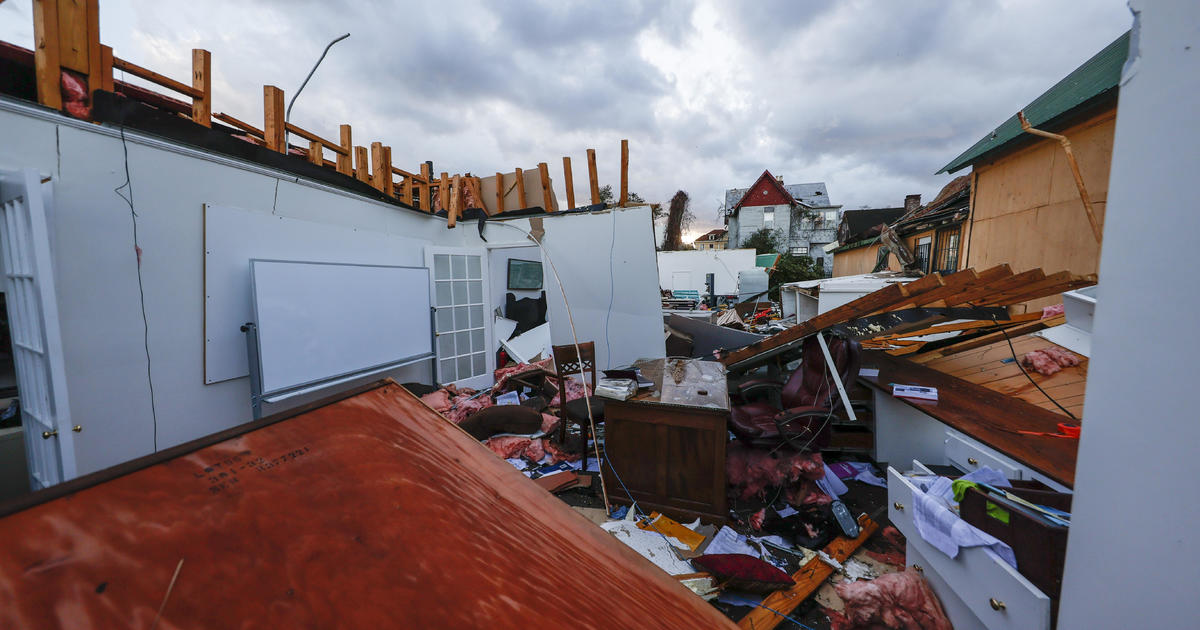 At least 7 killed after powerful storm front, tornadoes slam South