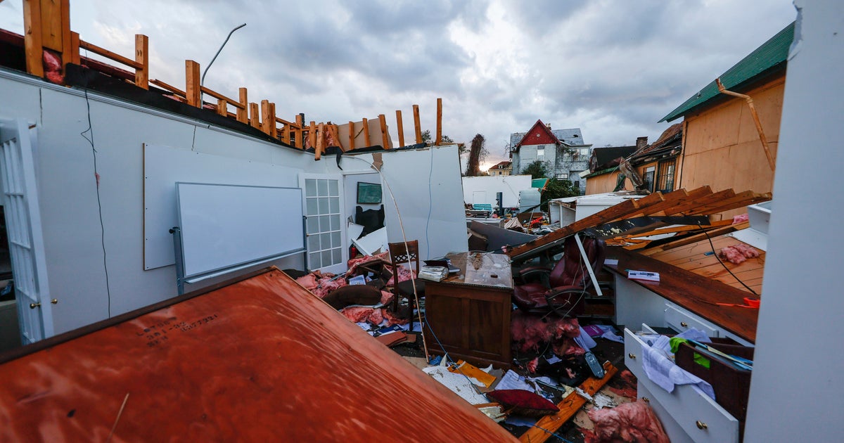 7 dead after powerful storm front, tornadoes slammed South were