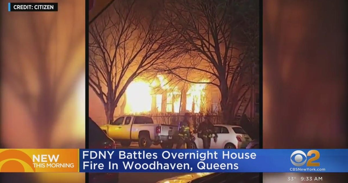 FDNY battles house fire overnight in Queens - CBS New York