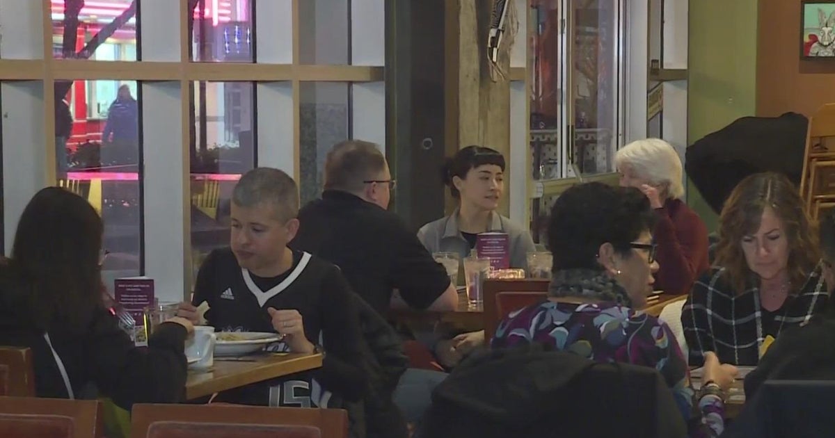 Restaurant owners optimistic about Sacramento's Dine Downtown despite wet weather - Vimarsana News
