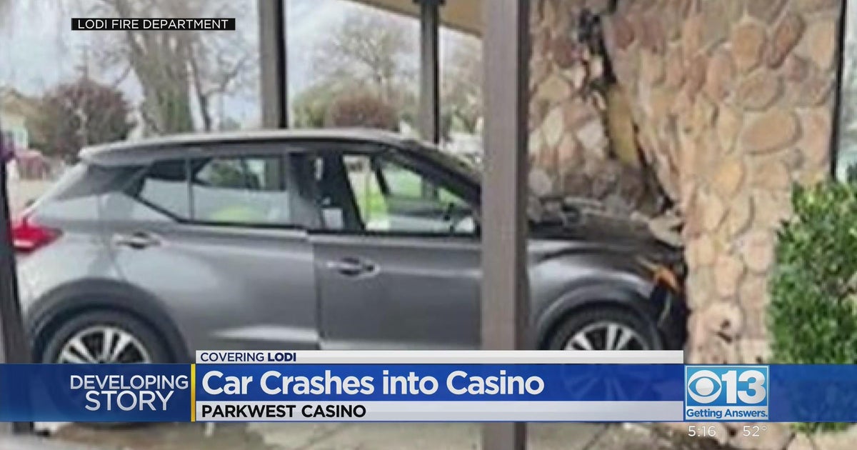 Car crashes into casino in Lodi