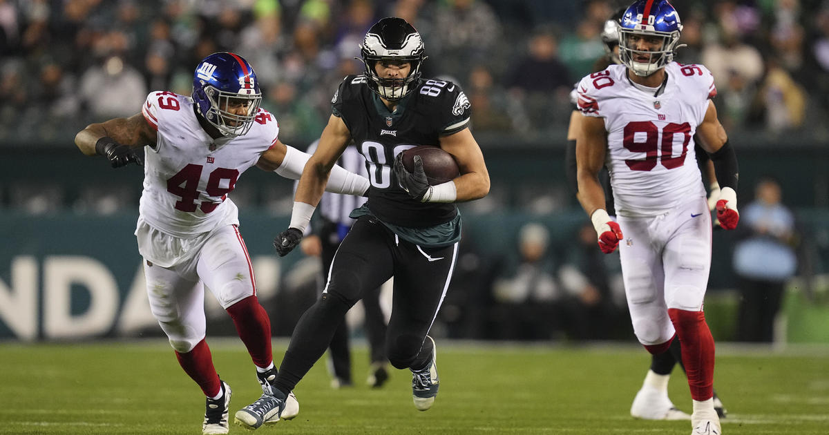 NFL odds: Eagles open as favorites in playoff game against Giants