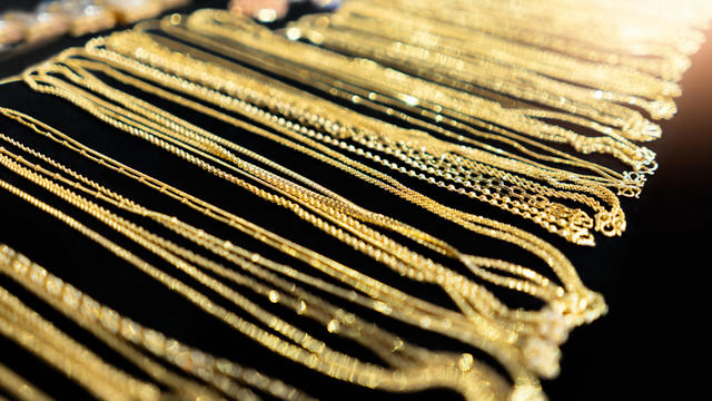 Gold necklace for sale As jewelry 