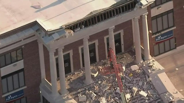 church-collapse.jpg 