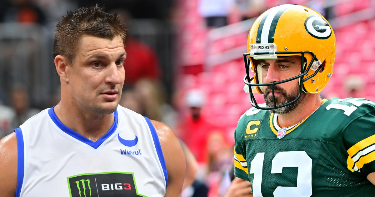 Rob Gronkowski blasts Aaron Rodgers for focusing on MVPs instead of Super  Bowls