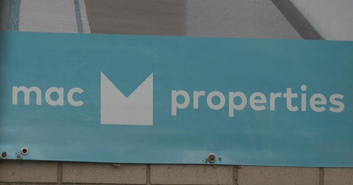 Hyde Park residents sue complex after power outage CBS Chicago