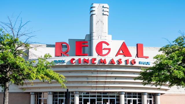 Front entrance to Regal Cinemas 16 