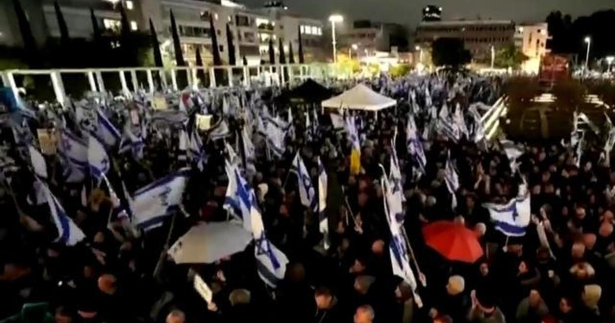 Thousands of Israelis protest against new government's far-right policies