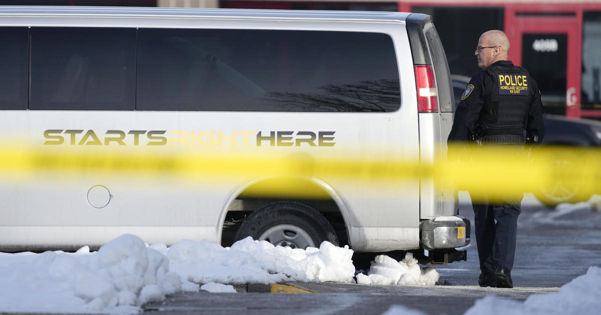 2 students killed in Iowa school shooting, police say