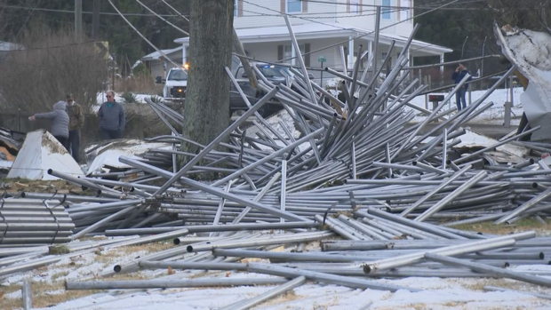 connellsville-tractor-trailer-crash-3.png 