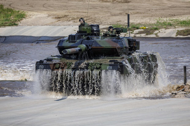 Merkel Visits VJTF Bundeswehr Armoured Brigade 