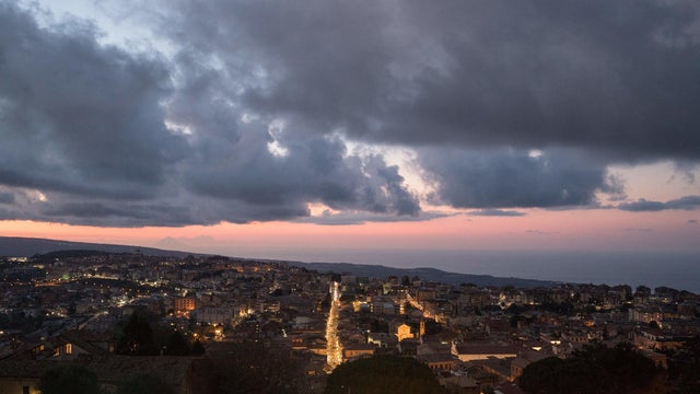 How mafias make billions by targeting hotels, restaurants in Italy: Tasty prey for criminal associations