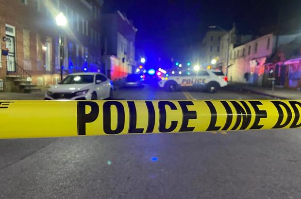 Man killed, 4 injured in Baltimore shooting, car crash 