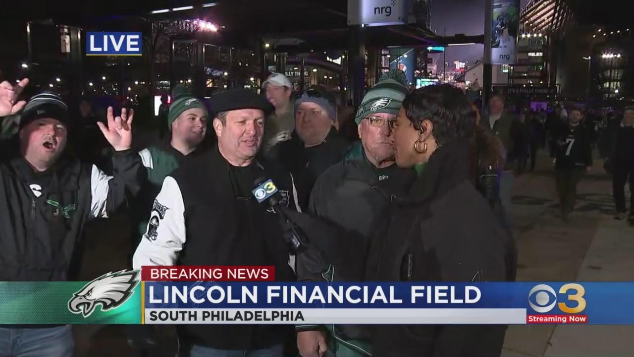 Fans stock up on Eagles gear in Lancaster County to celebrate conference  win, rev up for Super Bowl against New England, Local News