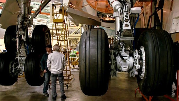 747-wheels.jpg 