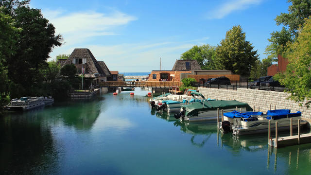 Peaceful harbor 