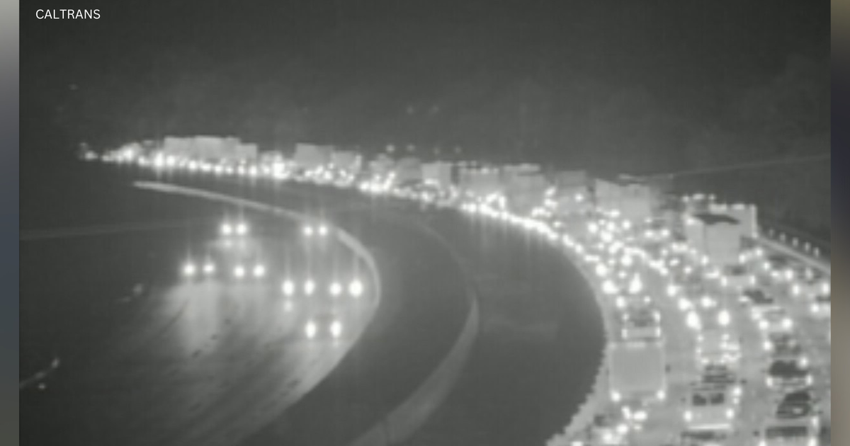 Crashes close lanes of westbound I-80 in Solano County