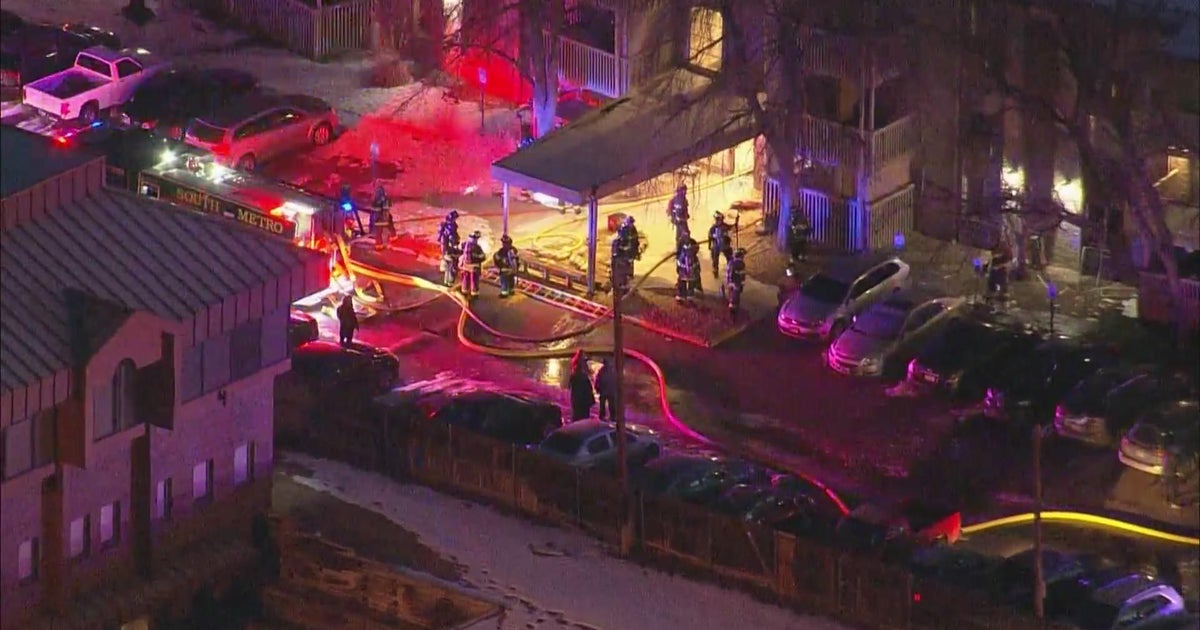 Crews battle fire at apartment complex on South Parker Road in Arapahoe ...