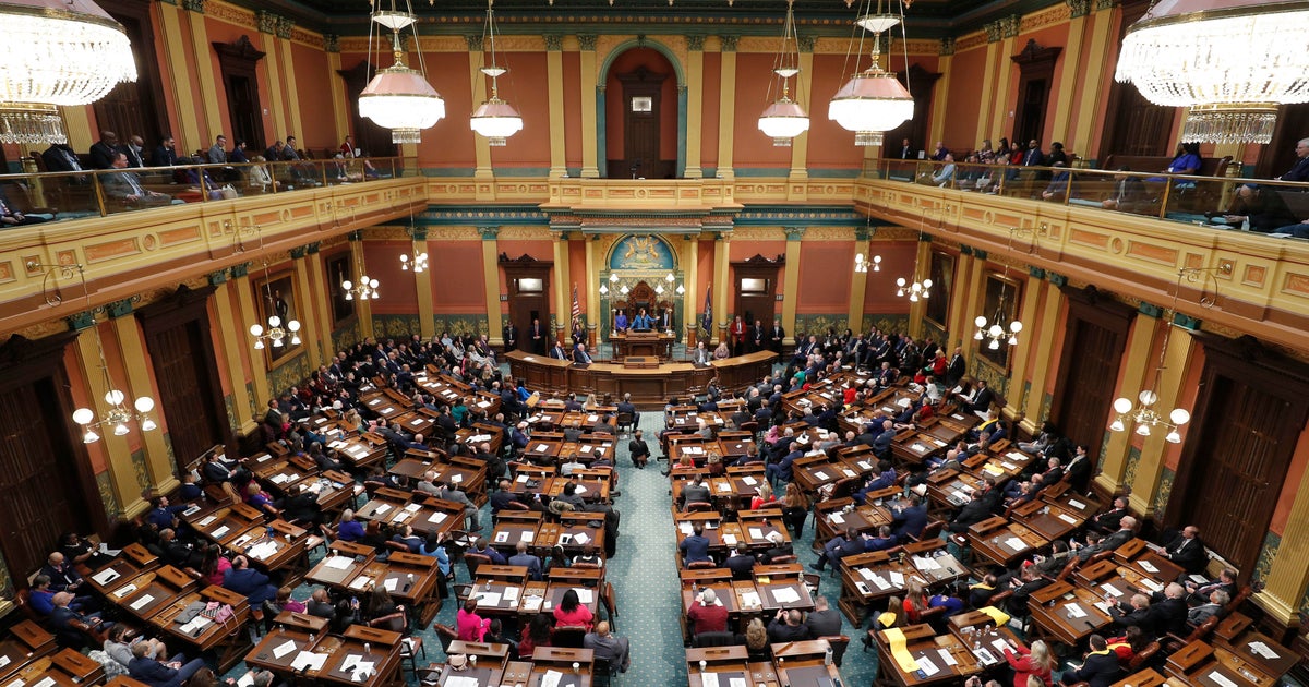 Michigan moves for early slot for 2024 presidential primary - CBS Detroit