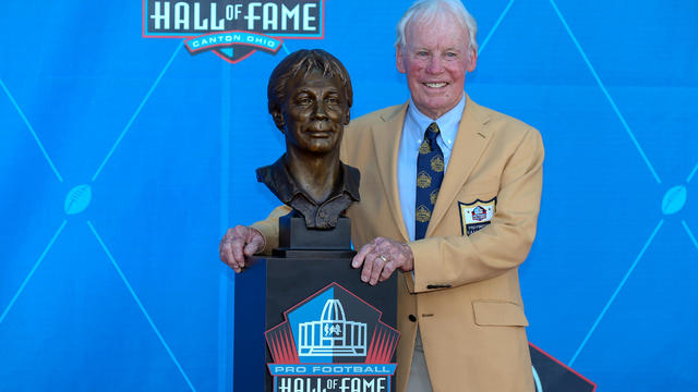 NFL: AUG 04 Hall of Fame Enshrinement Ceremony 