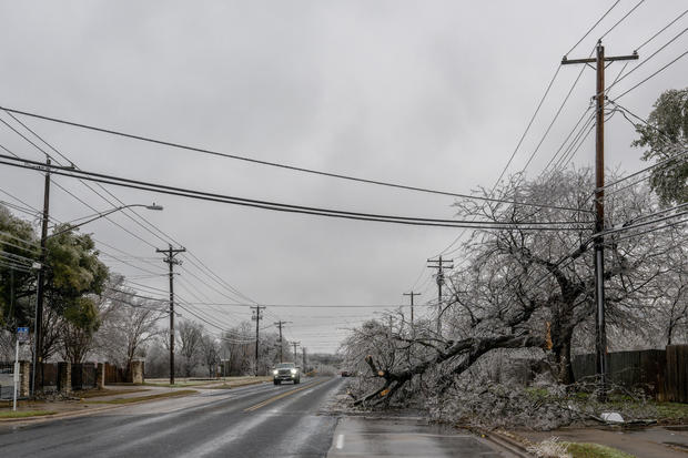 Winter Storms Cause Delays And Headaches Through Much Of Texas 