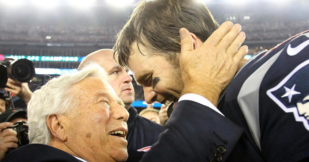 Robert Kraft wants to give Tom Brady a one-day contract so he can officially retire as a New England Patriot
