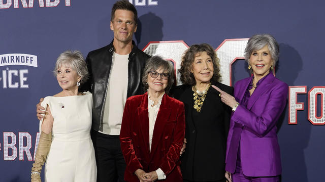 Tom Brady,Rita Moreno,Sally Field,Lily Tomlin,Jane Fonda 