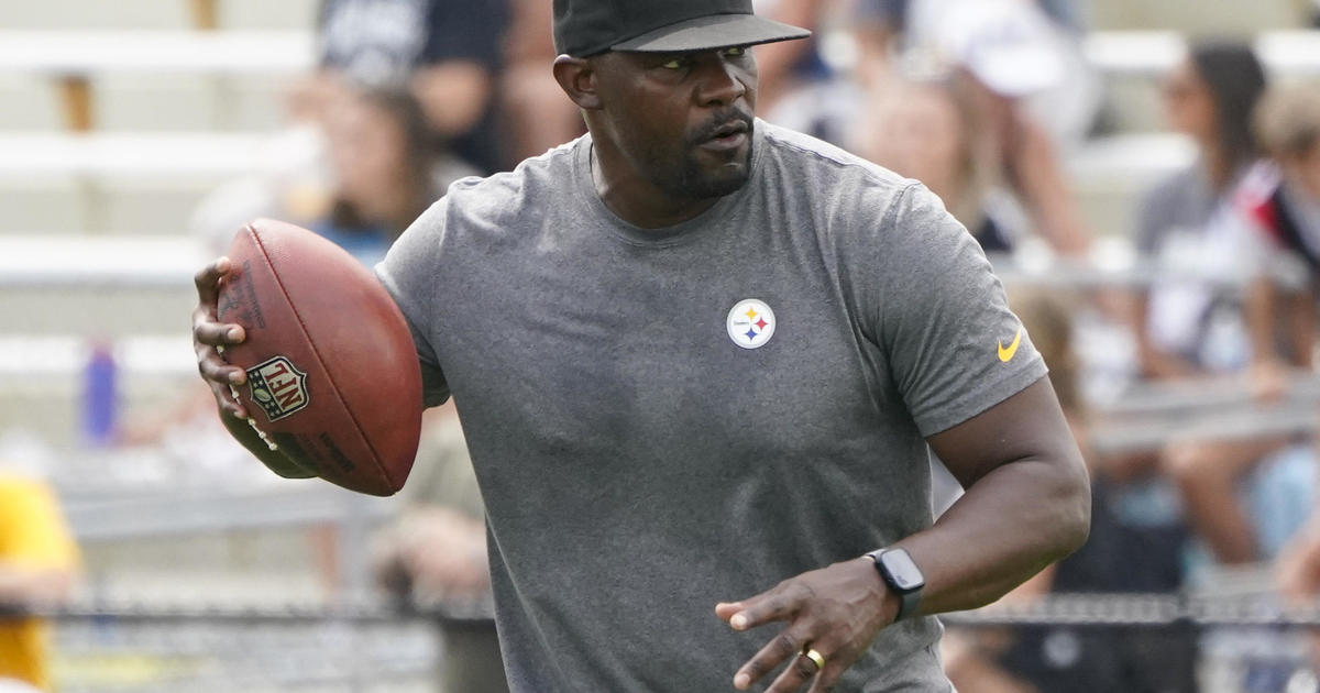 Vikings hire Brian Flores as new defensive coordinator - CBS Minnesota