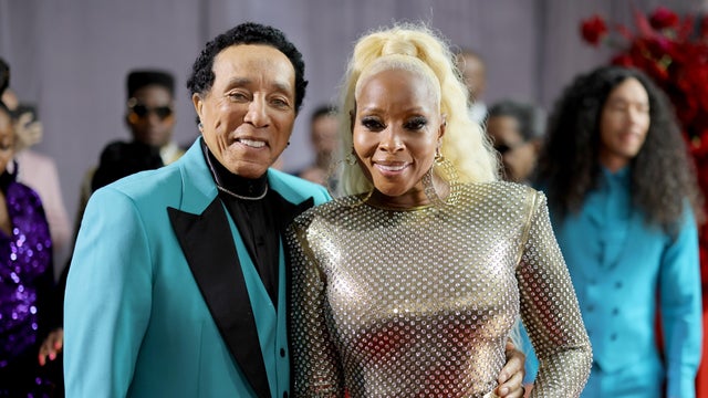 Mary J. Blige, Jimmy Iovine and Daddy Yankee *EXCLUSIVE* News Photo - Getty  Images