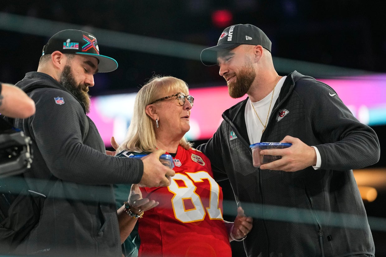 The meaningful reason Travis Kelce wears a No. 87 jersey - CBS News
