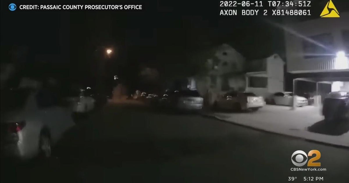 Paterson police officer charged after shooting man in the back - CBS ...