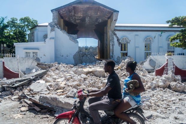 TOPSHOT-HAITI-EARTHQUAKE 