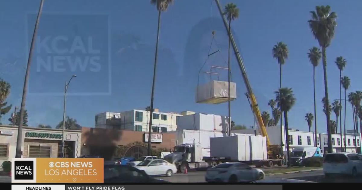 Work continues at women's housing complex, Oatsie's Place - CBS Los Angeles