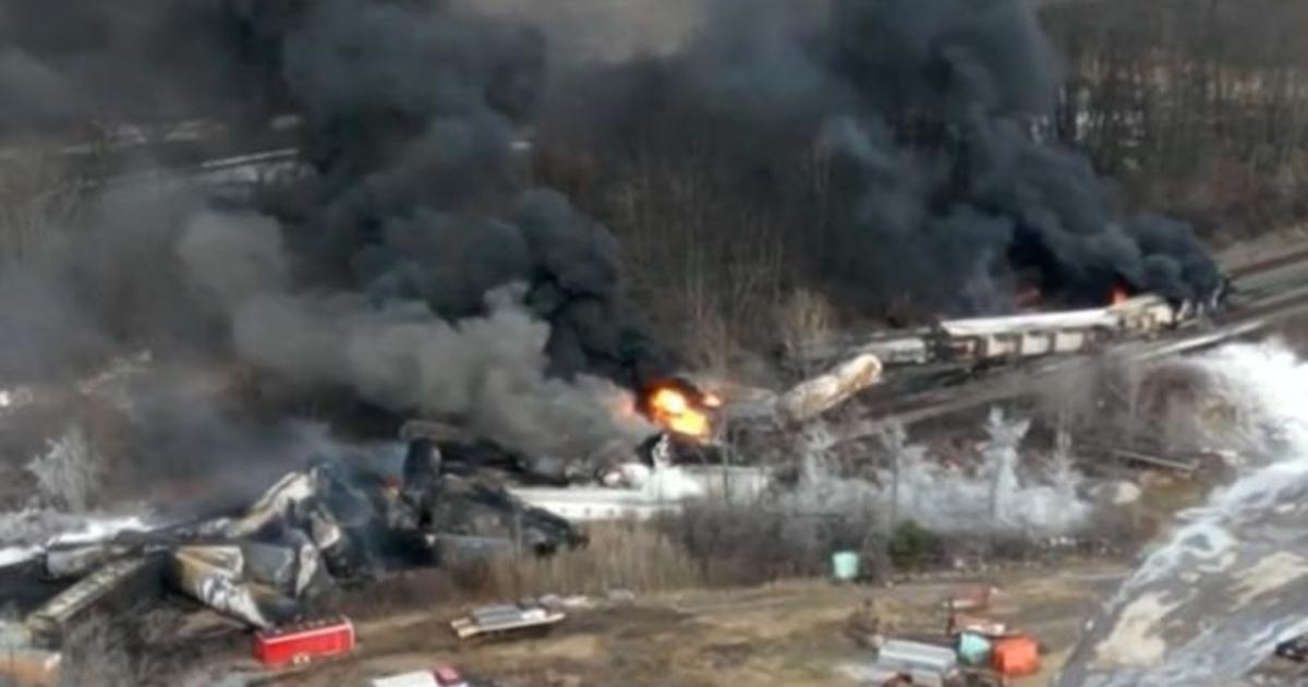 Video shows sparks and flames well before Ohio train derailment - CBS News