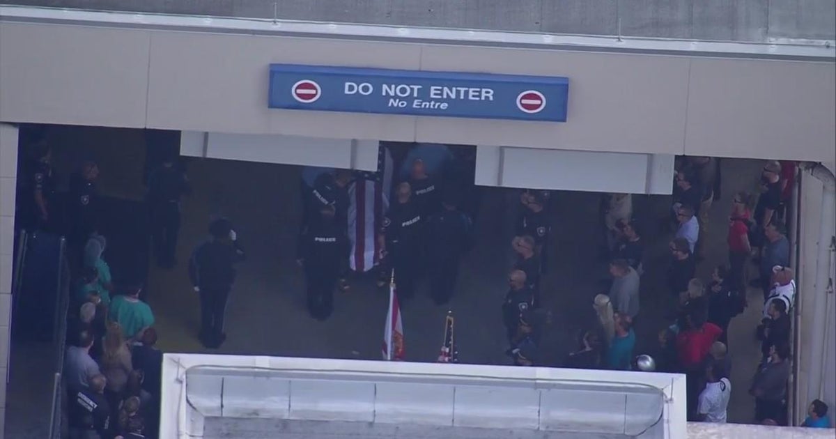 Procession for fallen Pembroke Pines motorbike officer