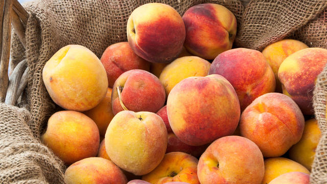 Peaches on Burlap 