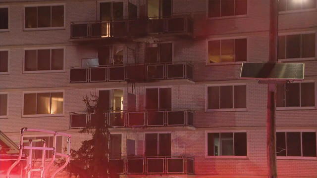 cherry-hill-condominium-catches-fire-over-night.jpg 