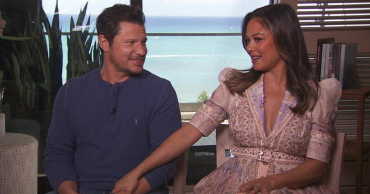 Love Is Blind' Fans Petition to Remove Hosts Nick Lachey & Vanessa
